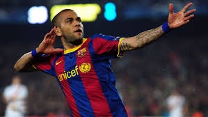 [中超]维塔尔角球开出 刘若钒前点头球破门