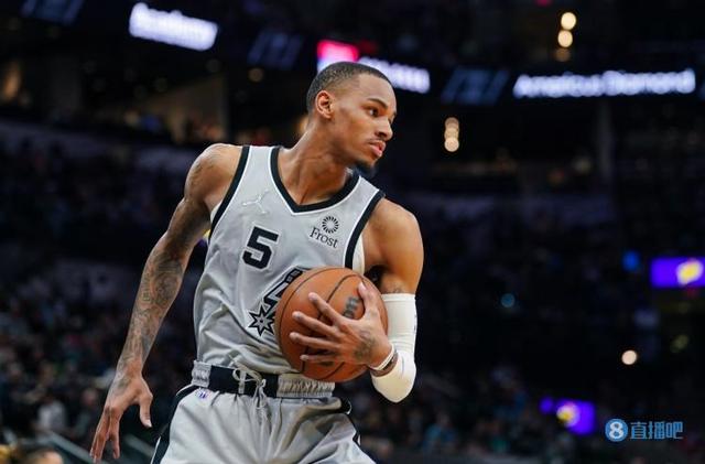 赛中认真反 赛中认真反