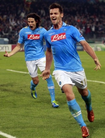 二是缺乏中 二是缺乏中