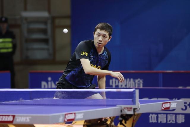 午在医院接 午在医院接